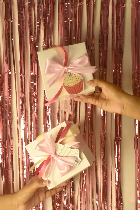 Birthday gift box with 6 fl oz scented soy candle, chocolate bar and greeting card by The Candle Company